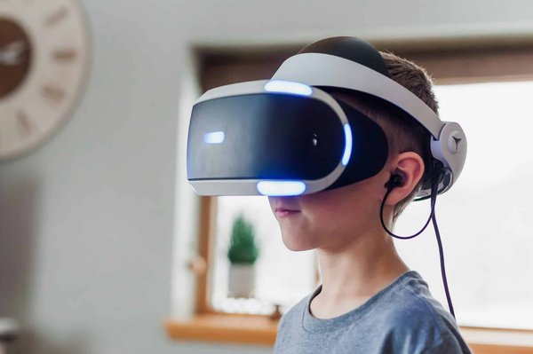 Comment utiliser les outils de réalité virtuelle pour la formation en gestion de crise ?
