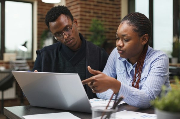 Agence marketing à Aix-en-Provence : une collaboration créative chez X Designs